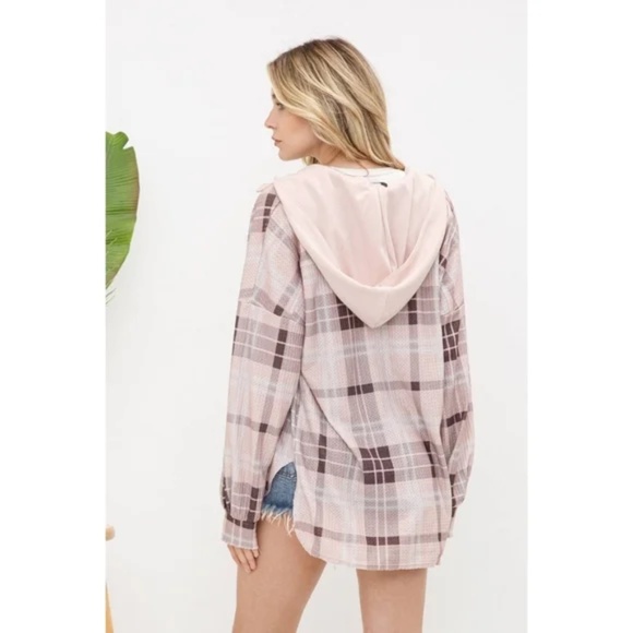Pink Plaid Hooded Button-Up Shacket – Soft & Cozy-NWT Med & Large - Picture 2 of 4